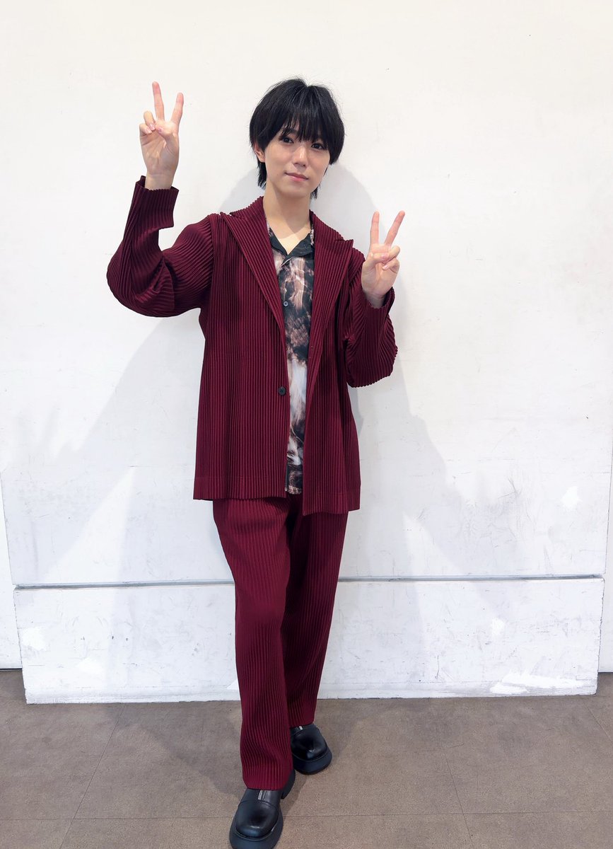 toshi__joy's tweet photo. 先程の幻想水滸伝Live at TGS2026 にて
舞台「#幻想水滸伝-デュナン統一戦争篇-」
上演がサプライズ解禁されました！

そしてなんと舞台でも、主人公 リリュウ役を演じさせていただきます！

改めて“舞台”幻想水滸伝の世界を生きる覚悟を持ってリリュウに向き合い、全力で臨んでまいります！
#舞台幻水 https://t.co/1PJCBX9o6A