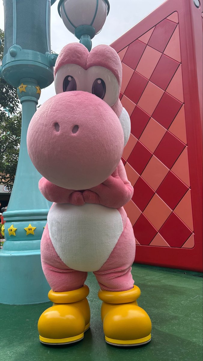 mi_mi_usjfan's tweet photo. ピンクヨッシーの拍手👏
#USJファン https://t.co/EmSMlYxNgo