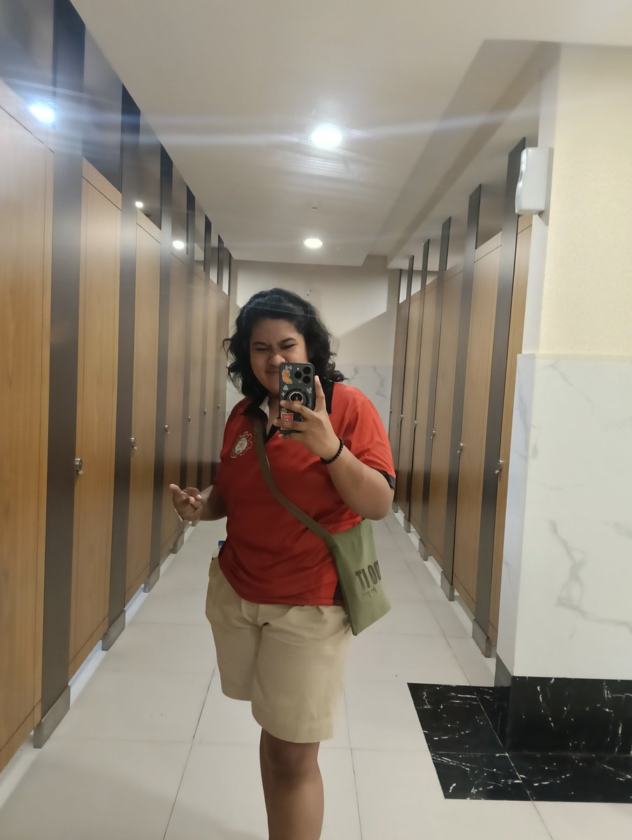 LionJcciiii's tweet photo. Watched a good movie and ate a good food using my first paycheck😅 Walang imposible sabi nga ni Joey @bb_belaaa
#TasteofIndependence

Bella: Kaya mona ba?
Joey: kakayanin🥲

Ramdam kita sa part na 'to😭🥹

#LifeAfterYou #MaricelSoriano #BelaPadilla https://t.co/KJniu4WL0i