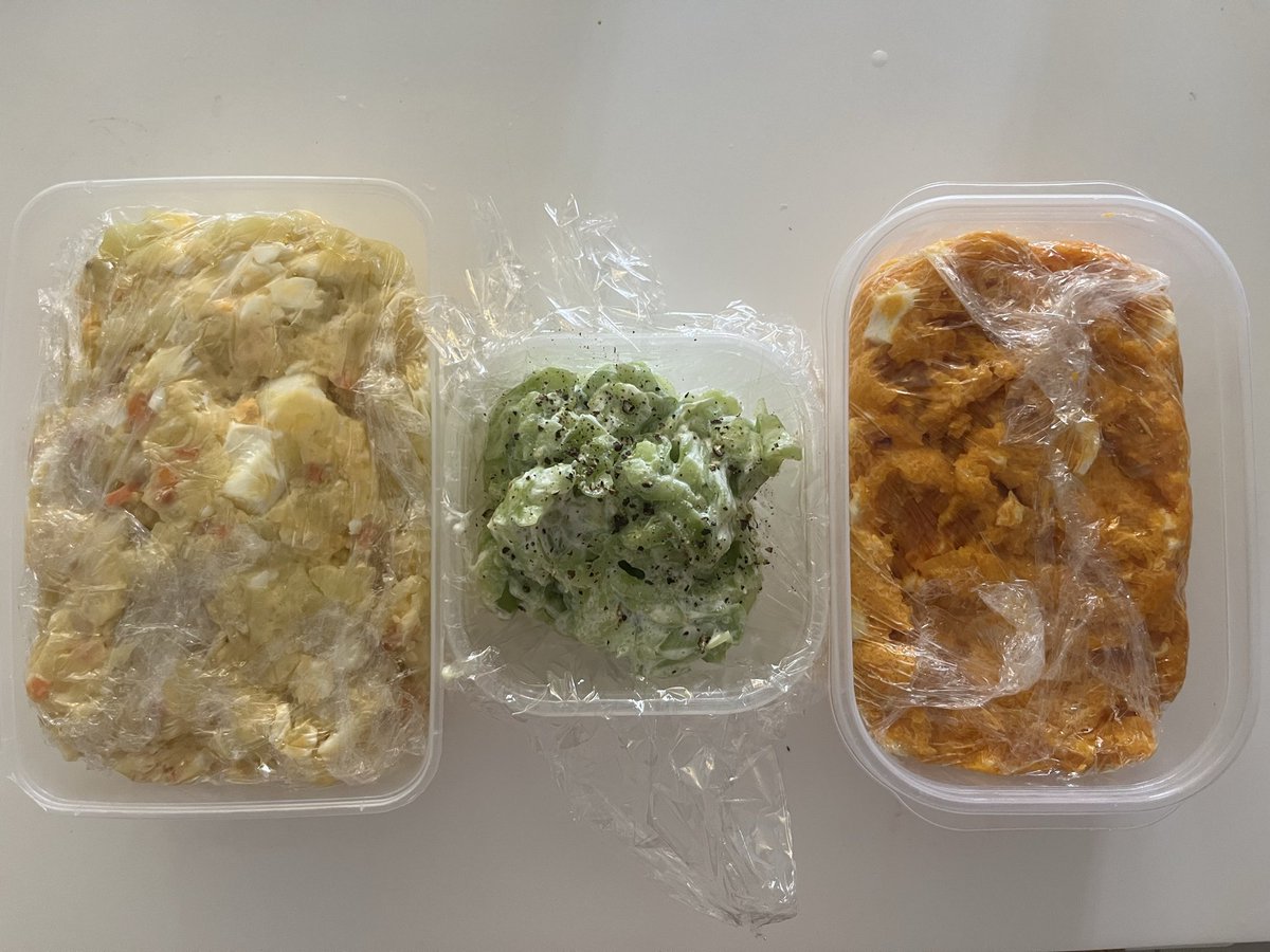asianinnov's tweet photo. 来週からの常備サラダセット🥗準備完了。バターナッツかぼちゃ は安くて　美味しい^_^ https://t.co/VuUX30uZBi