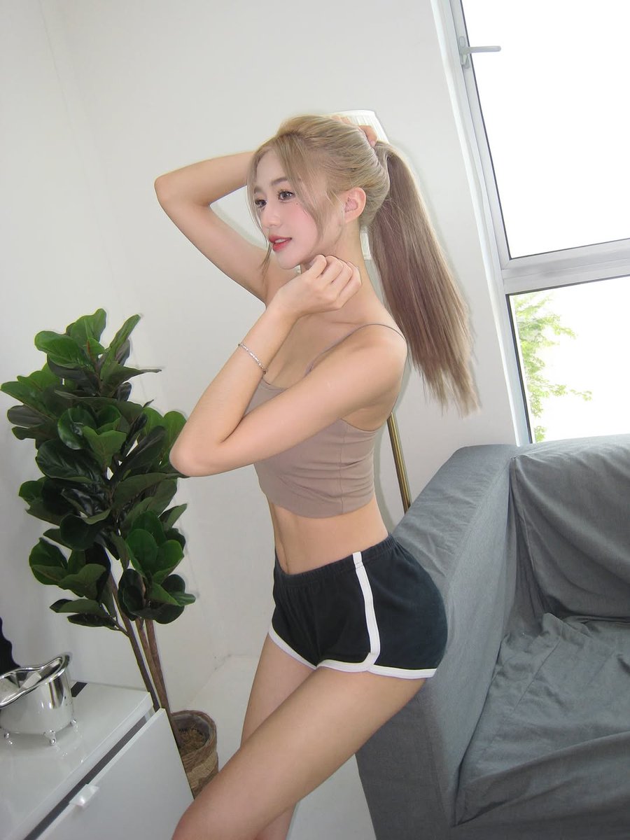 jolynnnz_'s tweet photo. new year post https://t.co/bP6YhUQwsg