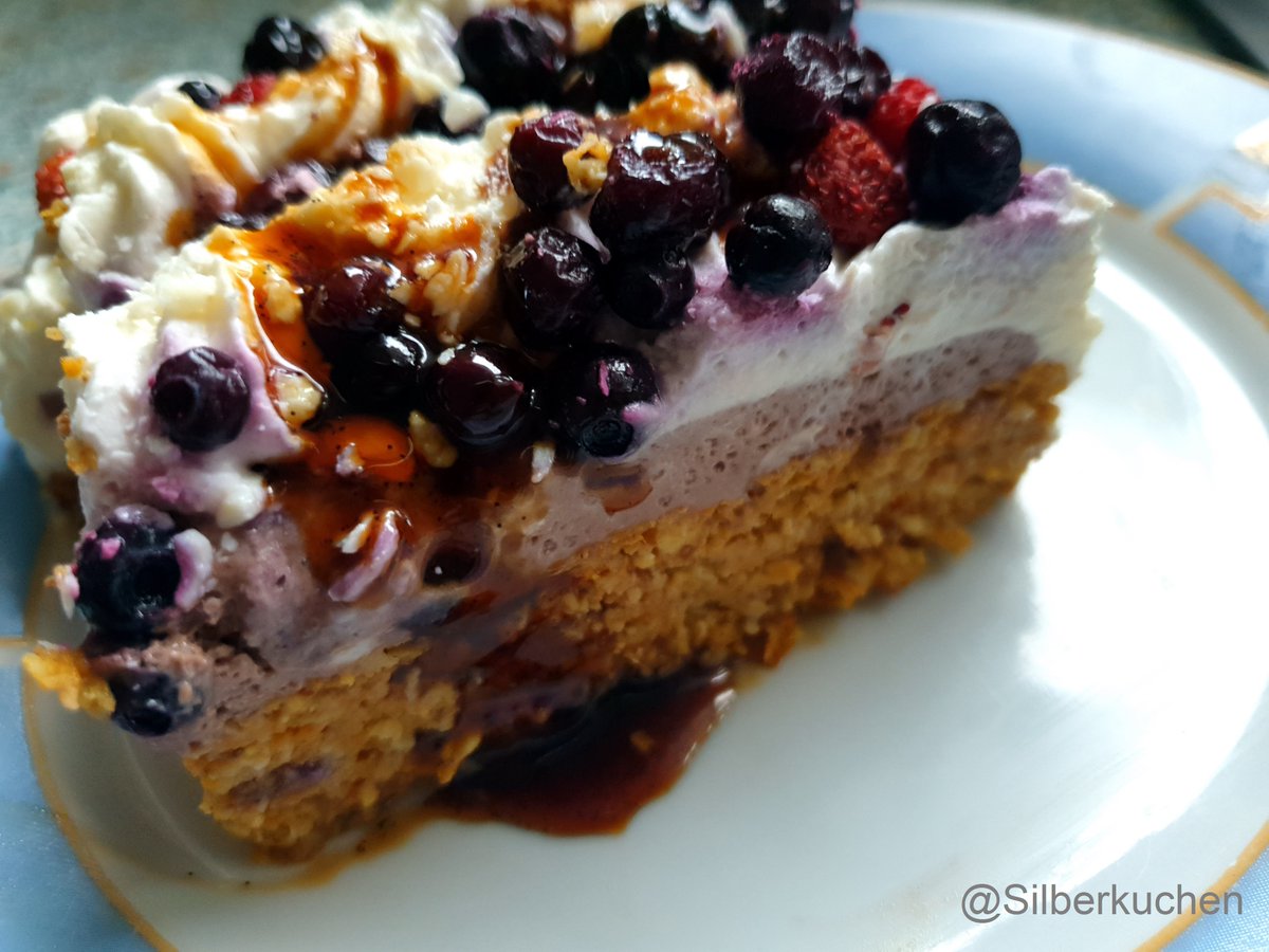 Silberkuchen's tweet photo. Süße Morgen ,süße Momente.....#gutenmorgen #frühstück #breakfast #brunch #foodphotography #foodblog #süssesfrühstück #kaffee #meingeschmack #kuchen #cake #twinkies #foodpics #foodblog #foodblogeats #foodbloggerlife #foodblogoftheday #foodpassion #foodings #homemade #bio #news # https://t.co/HrftYO3XYG