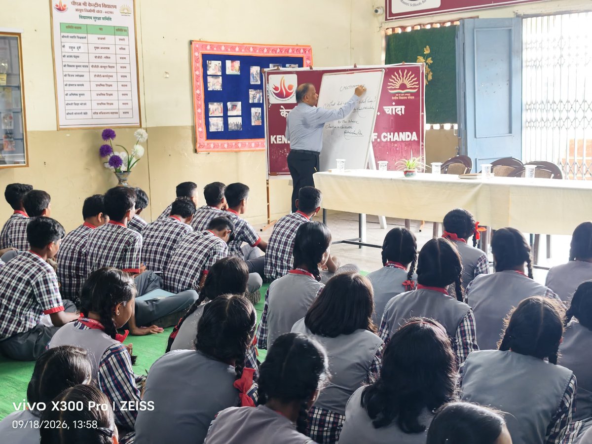 KendriyaF's tweet photo. Heartfelt gratitude to Hon’ble DC Sir for visiting PM SHRI KV O.F. Chanda and addressing our students and staff. His valuable guidance, encouraging words and interaction with the school community were truly inspiring. We are deeply grateful for his time, support and encouragement https://t.co/udyyQxxf9R