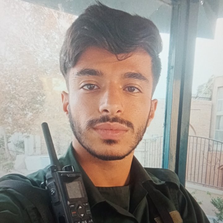 Modafe_Nezam89's tweet photo. دهه هشتادی بود، اما دلش از سال‌ها بزرگ‌تر شد؛ رفت و نامش ما��د.

#کنگره_شهدای_بام_ایران
#ایرانمردان_لردگان https://t.co/eqc6u3FeDK
