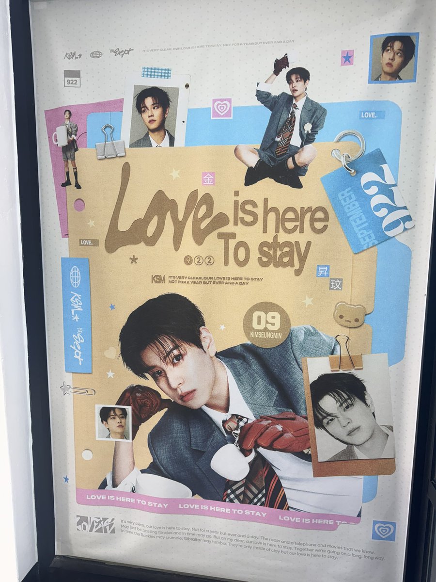 seungddya_'s tweet photo. #LOVEISHERETOSTAY 

선착 특전받으려고 가장 일찍갔던 카페!
비록 못 받았지만 럭드가 넘 이뻐서 듀았다
언니들 넘 친절해요오..😚😚 https://t.co/qbXe6eZWEw
