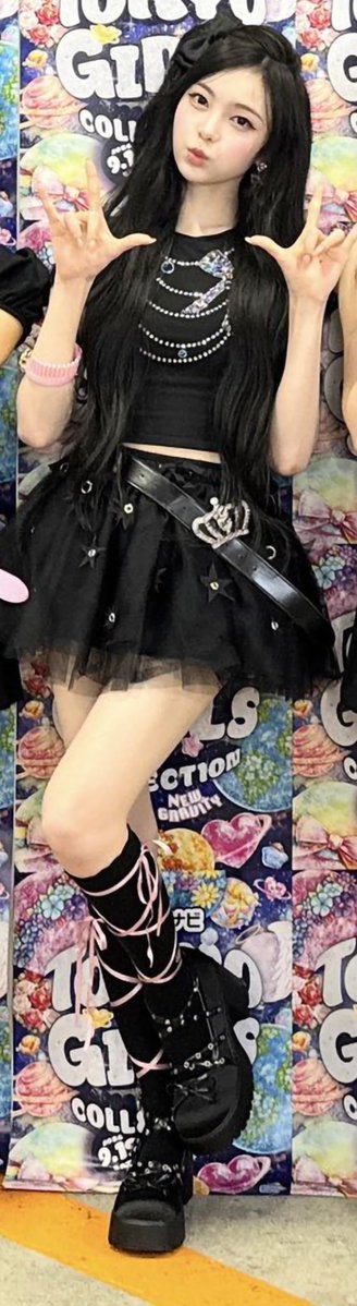 Shira__yu_ki's tweet photo. 🤍🖤🤍❤️ https://t.co/wALY2mWF58