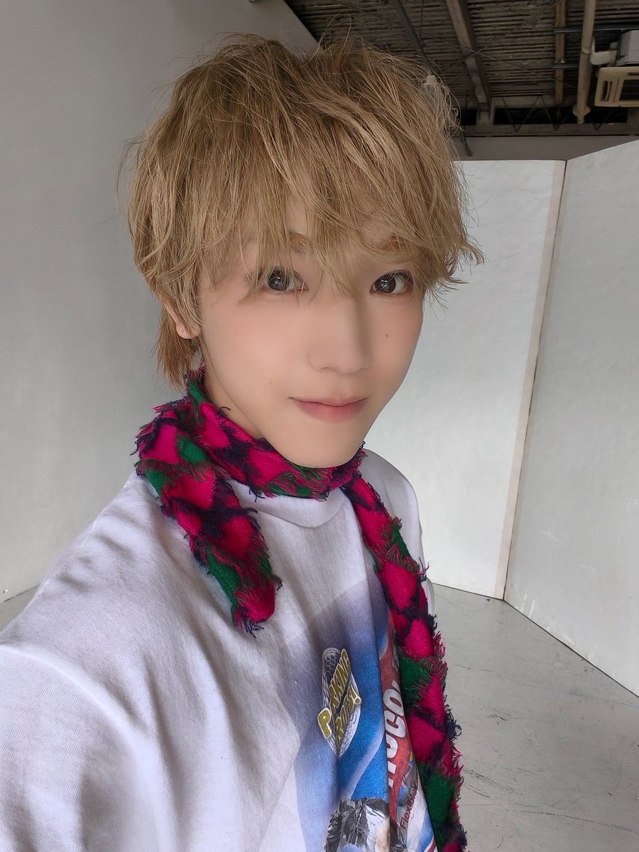 wildblue_ykme's tweet photo. [YUTO]

ペパロニピザの日🍕

#365_WILDBLUE
#WILDBLUE #池田優斗 #YUTO https://t.co/oAHdr42WA3