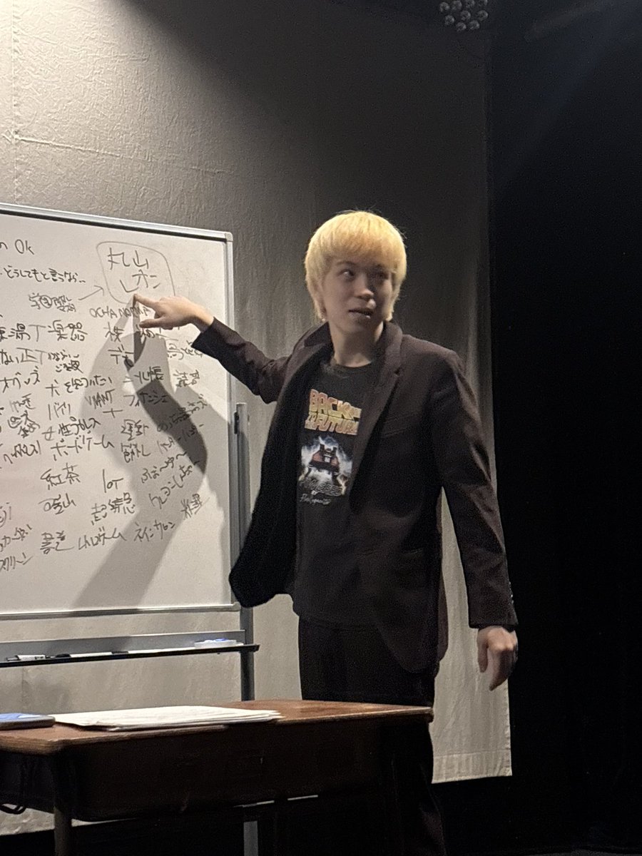 azusa16g's tweet photo. おばたとアンケート3に行きました📝
本来8時間かかってもおかしくない内容をぴったり2時間でまとめるおばたさんすごかった👏
みんなそれぞれ別のコンテンツも愛していて、奇跡的に同じ場所に集まっていたんだね✨✨
他界隈の情報や美少年の存在を知れてかなり有意義な時間でした🙌 https://t.co/JTPv89HIDe