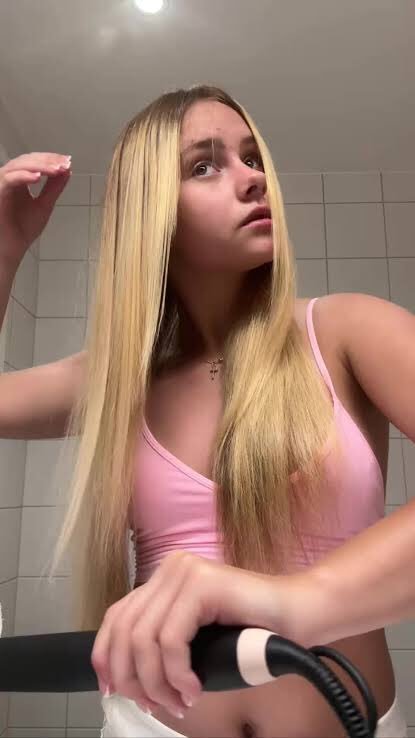Carter__Winter's tweet photo. 🥰💕 New channel, sweet moments, and good vibes. ✨
Come join me! 👇
🔗 https://t.co/I60ENMmtGn https://t.co/FS8ry0dKaR