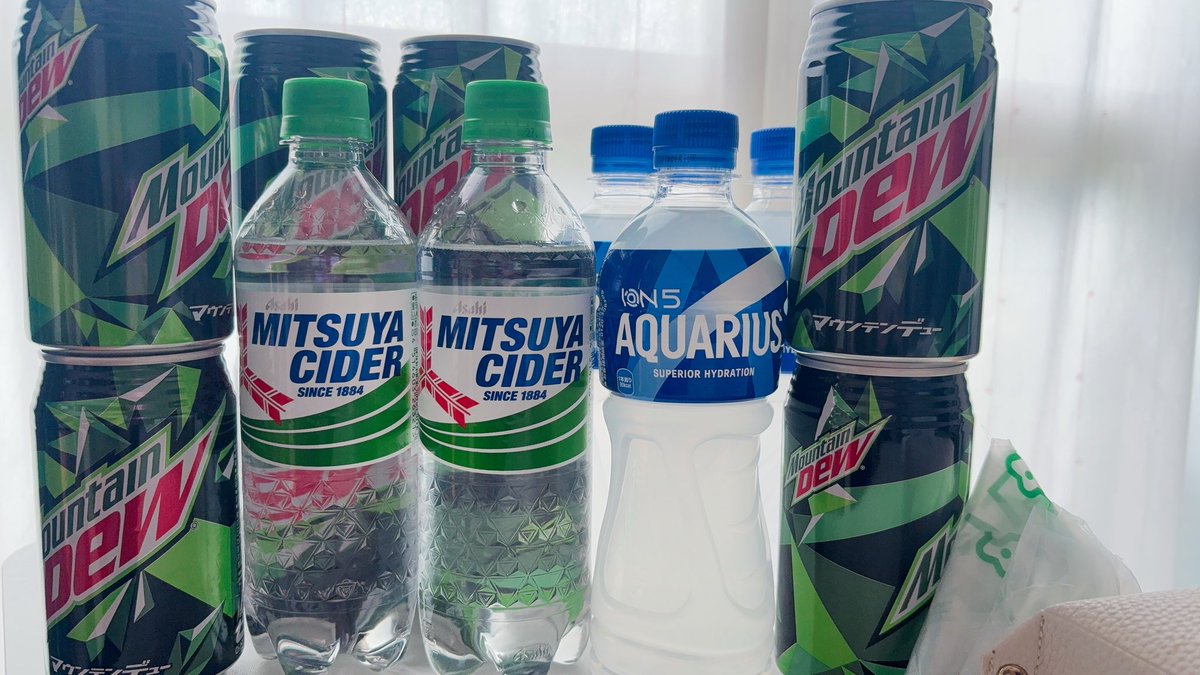 natsu72ok's tweet photo. クレーンゲームにプチはまり✨🥤
1回で取れた✨🥹🌱🌱 https://t.co/MaVXPtFQX7