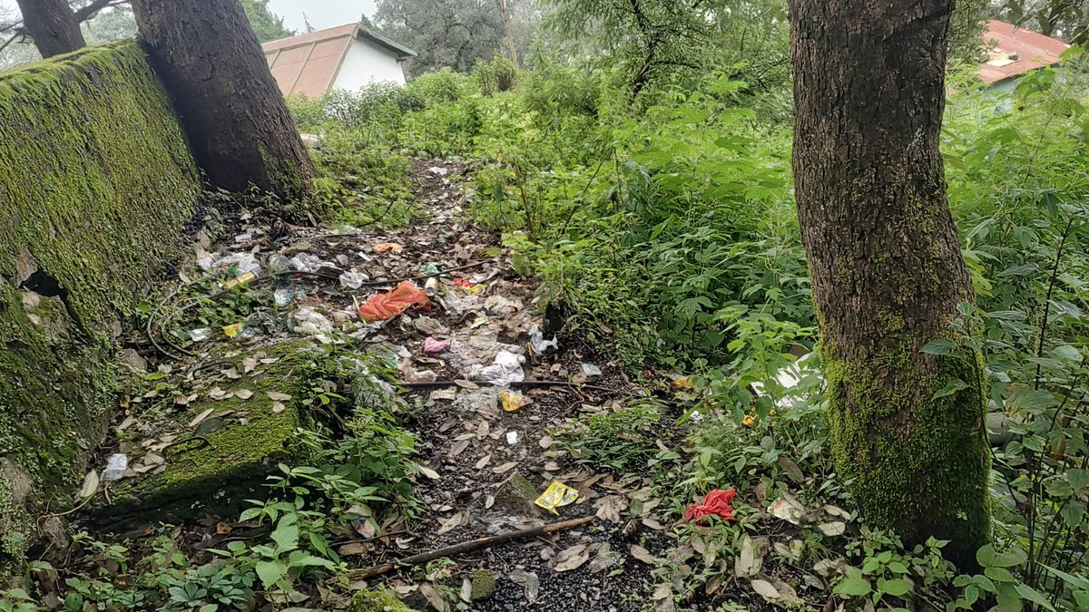 ntlcantt's tweet photo. As part of the #SwachhataHiSeva2026 campaign, Cantt Board Nainital completely cleaned and transformed a Blackspot (CTU - Cleanliness Target Unit) into a plantation site.#SHS2026
#SwachhataHiSeva2026
#SwachhBharatGov
#SwachhBharat
@MoHUA_India
@MoJSDDWS https://t.co/JOxtxbmYUl