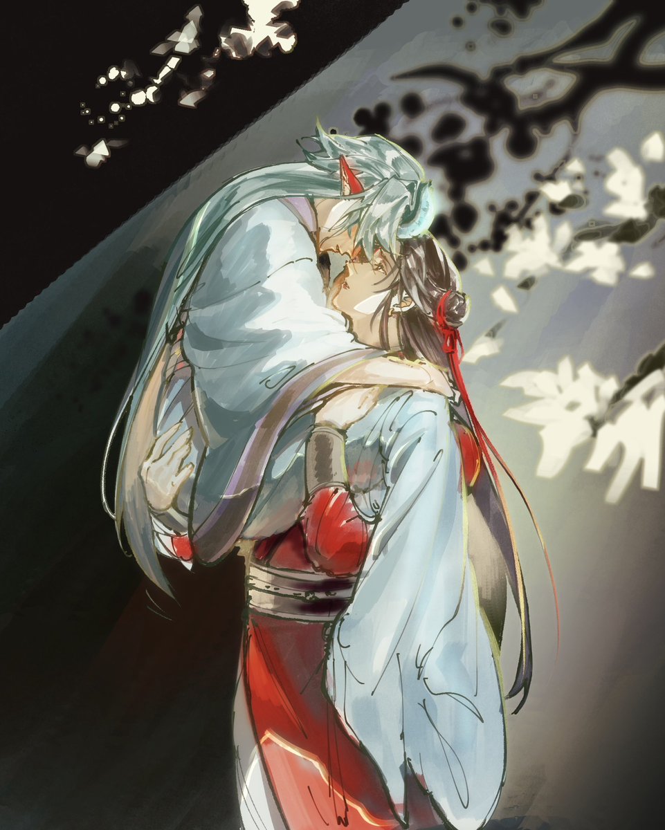 Pcup4998's tweet photo. ‘ The pain in my eyes reflects from him in the past,
not the sight of him, now stained with my tears. ‘

#上美藕饼 #ZhaBing https://t.co/xKh5p5EdIj
