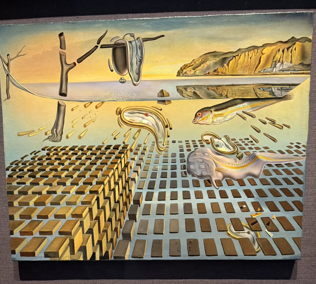 DylanDad's tweet photo. The Dalí Museum in Petersburg FL https://t.co/YB1TKQuK3r