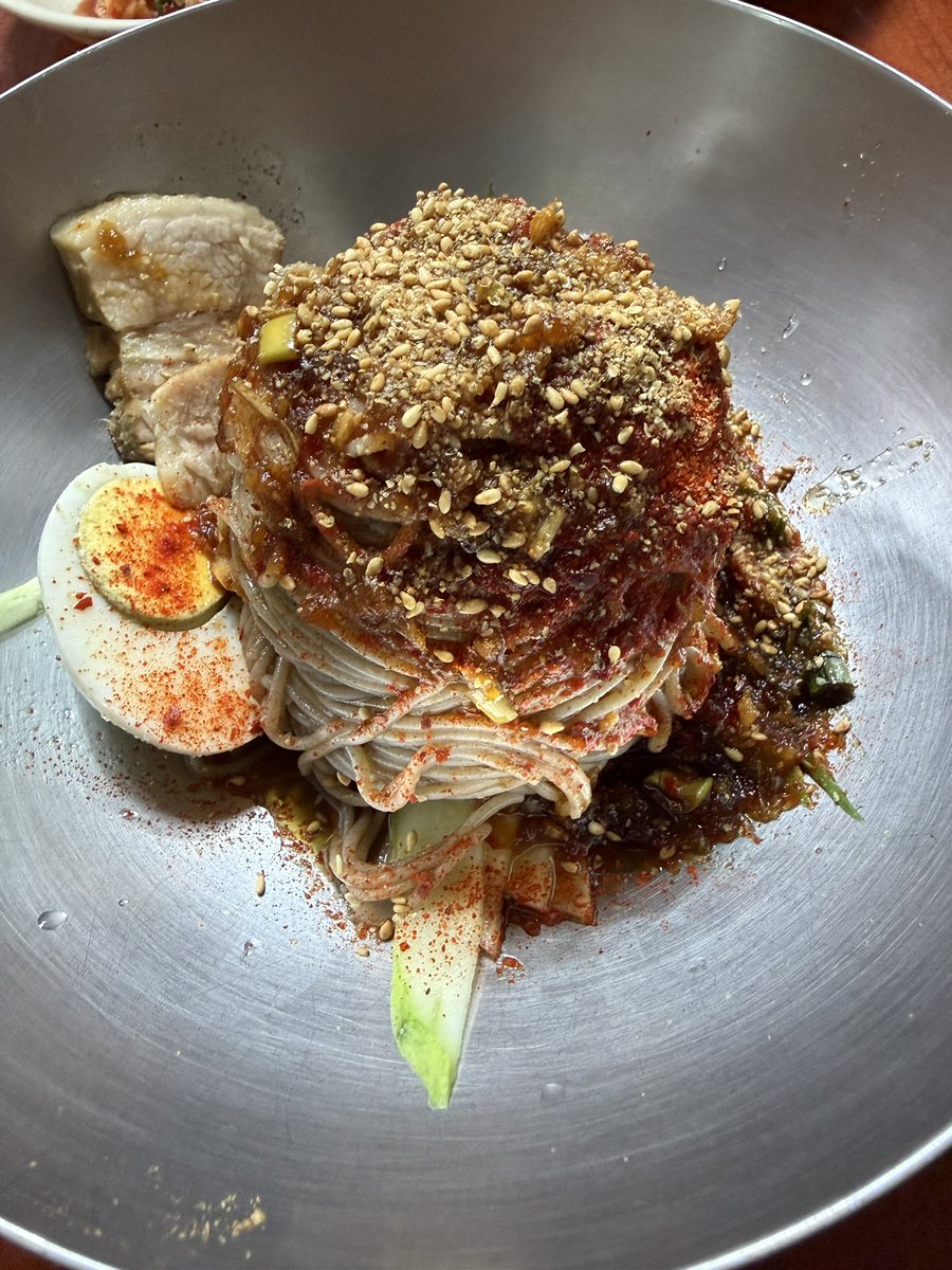 mysostape's tweet photo. 가평에서 막국수를 https://t.co/14DytrsEM5