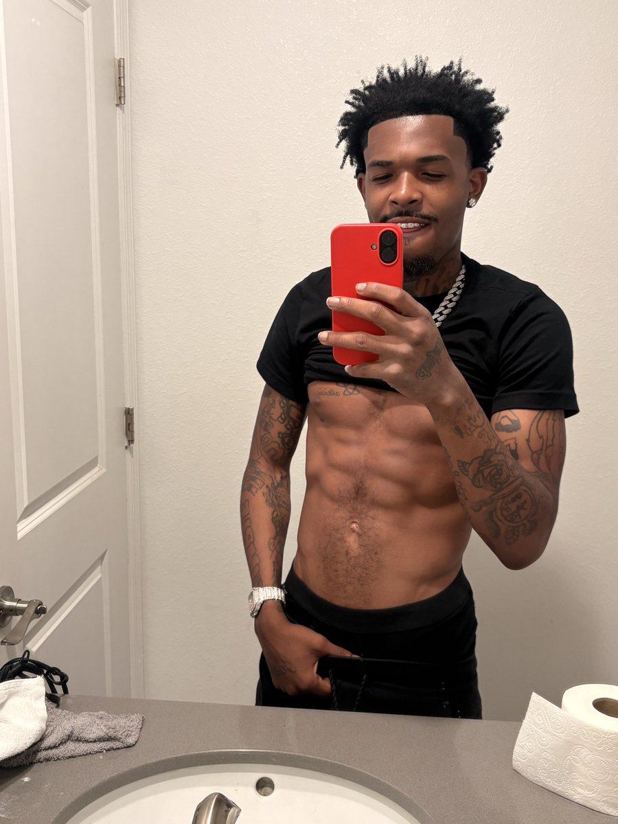 onlydareal1k's tweet photo. https://t.co/ISACFPFNjR