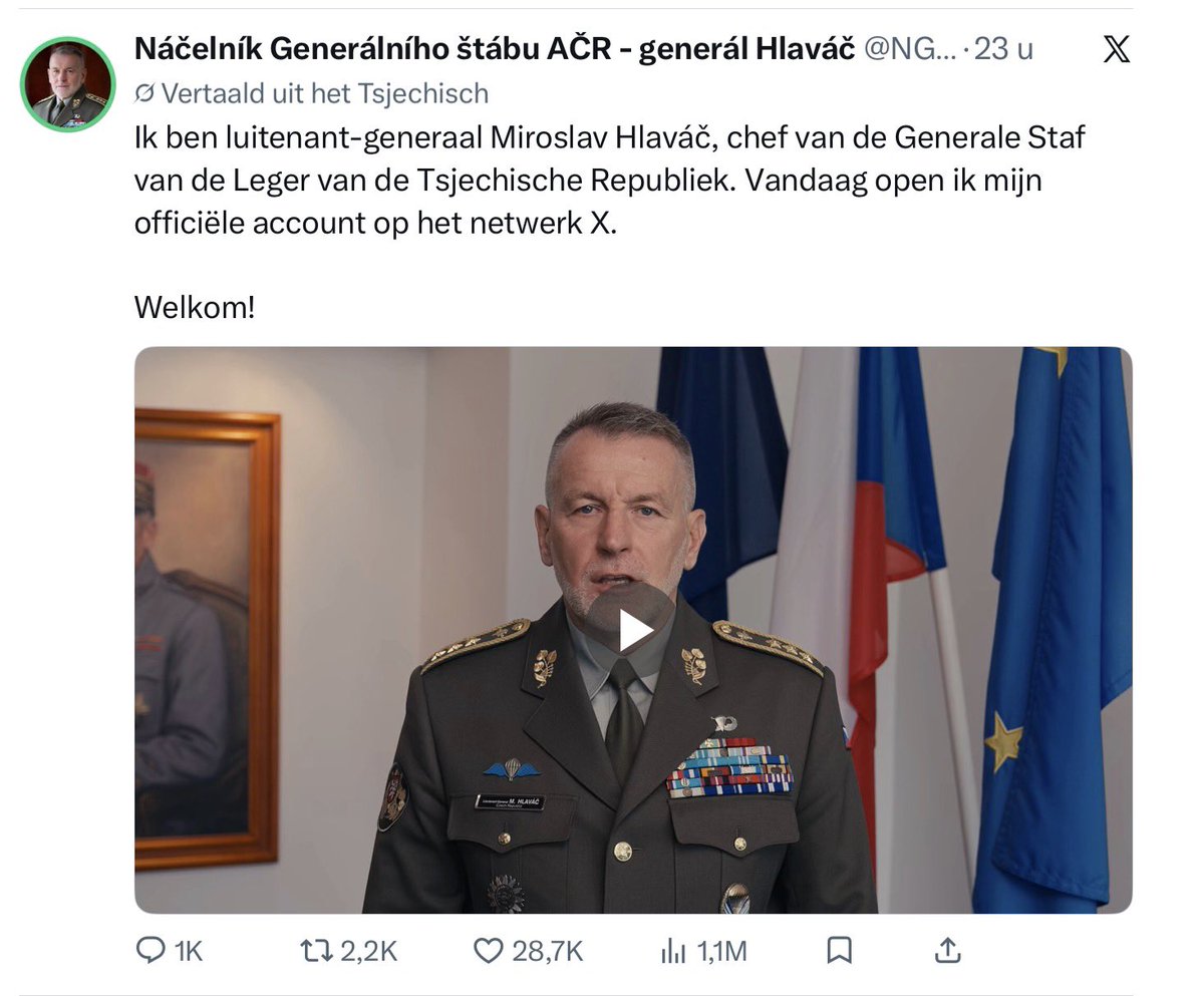 hansdamen's tweet photo. Wie zei er dat  ̷T̷w̷i̷t̷t̷e̷r̷ ̷ ̷ X dood is. Tsjechische CDS sinds kort online. https://t.co/h3LdSsuEdj