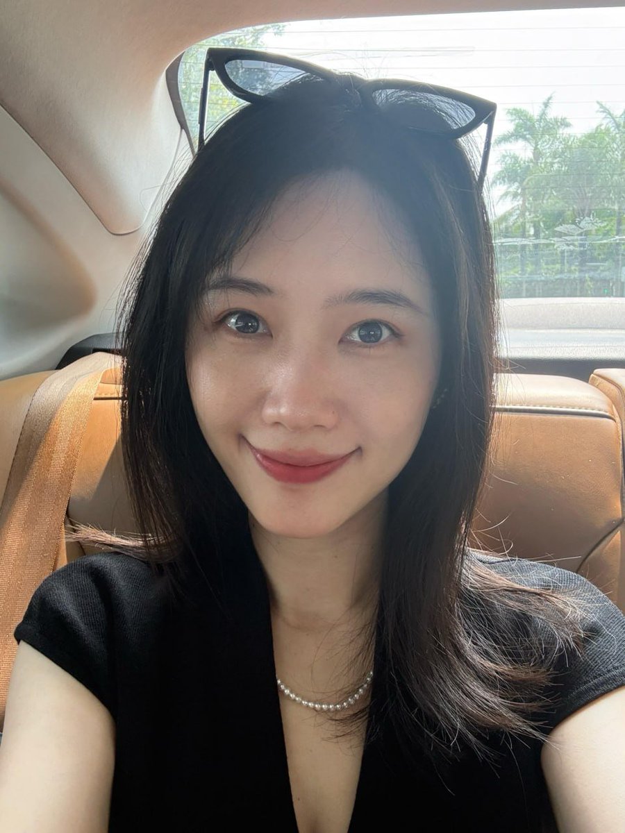 Ries199645's tweet photo. 为什么私我的都是外国人？X上现在国内用户很少了吗？我只想和中国人聊，老外真的接受不了。 https://t.co/iYRWK6Zt9N