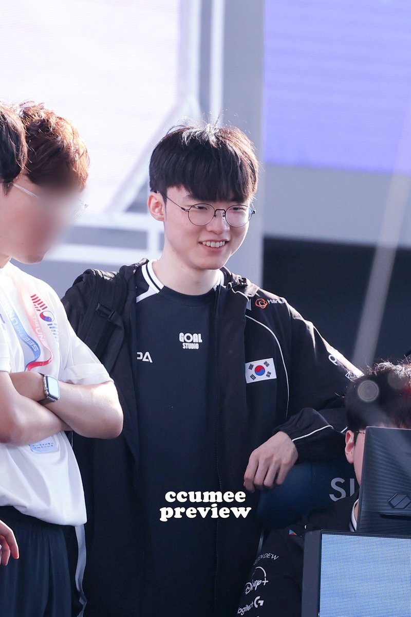 ccum0o0's tweet photo. 260920 아시안게임 국대 평가전

 우리혁 오늘도 화이팅!

#Faker #페이커 https://t.co/AEGj4sZMi1