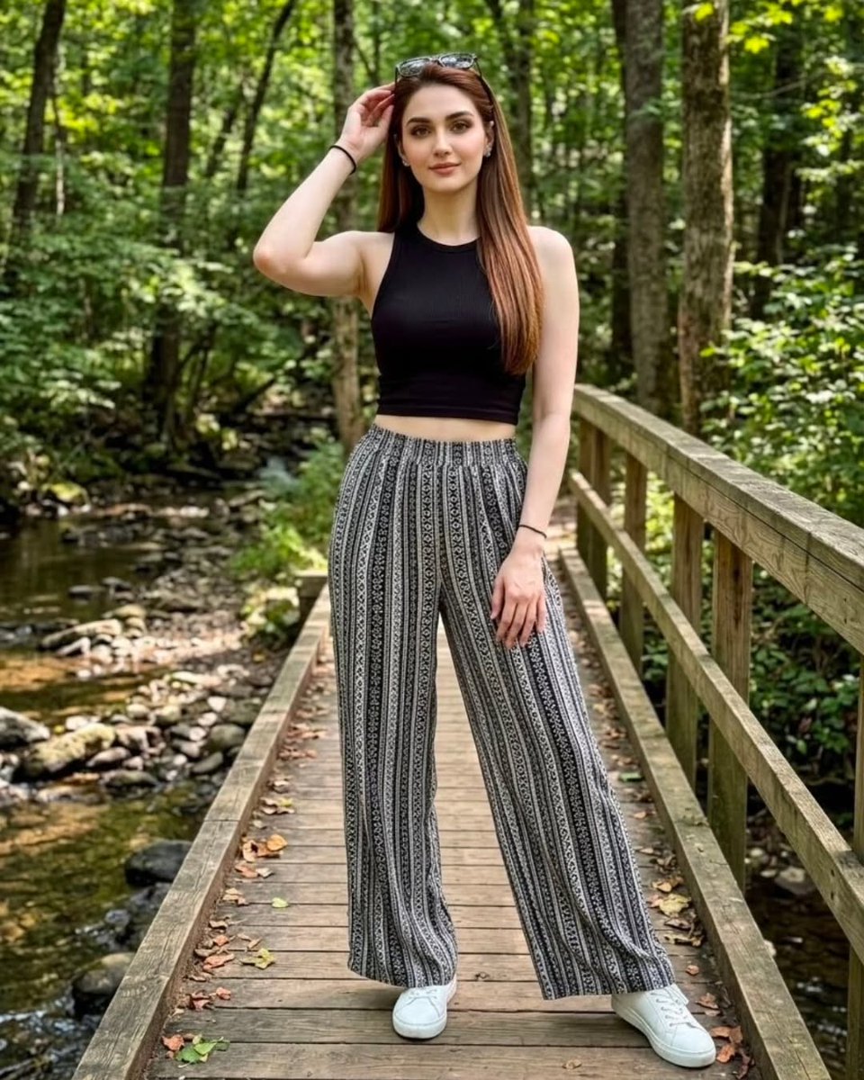 LaneOssowzu's tweet photo. Nature walks feel even better when you look this good! https://t.co/79c4XvLhQ2