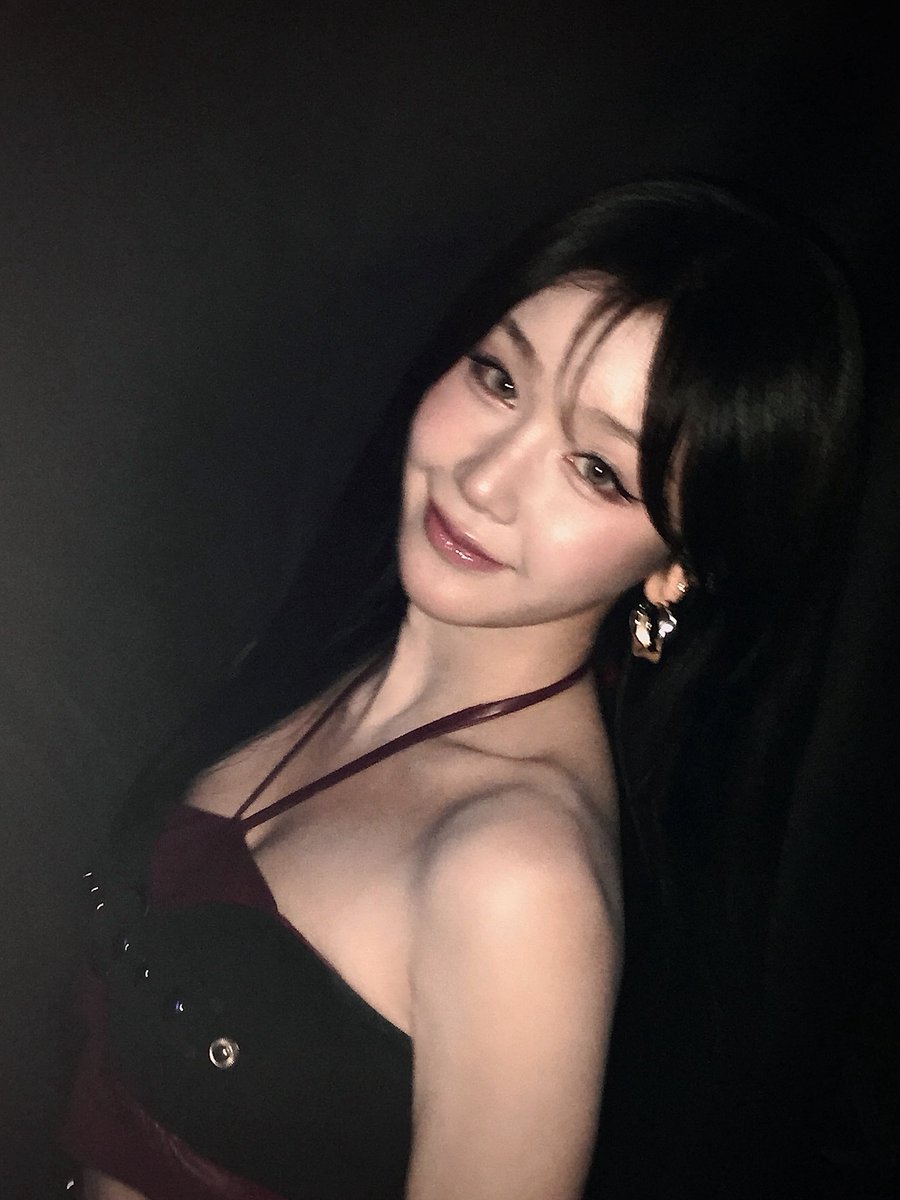 PHARITAPH's tweet photo. 📸 092026 #PHARITA Weverse Update — “I'm laughing at the way I'm laughing at you!” (1/2)

#파리타 #BABYMONSTER #베이비몬스터 https://t.co/Ns18jRSOGM