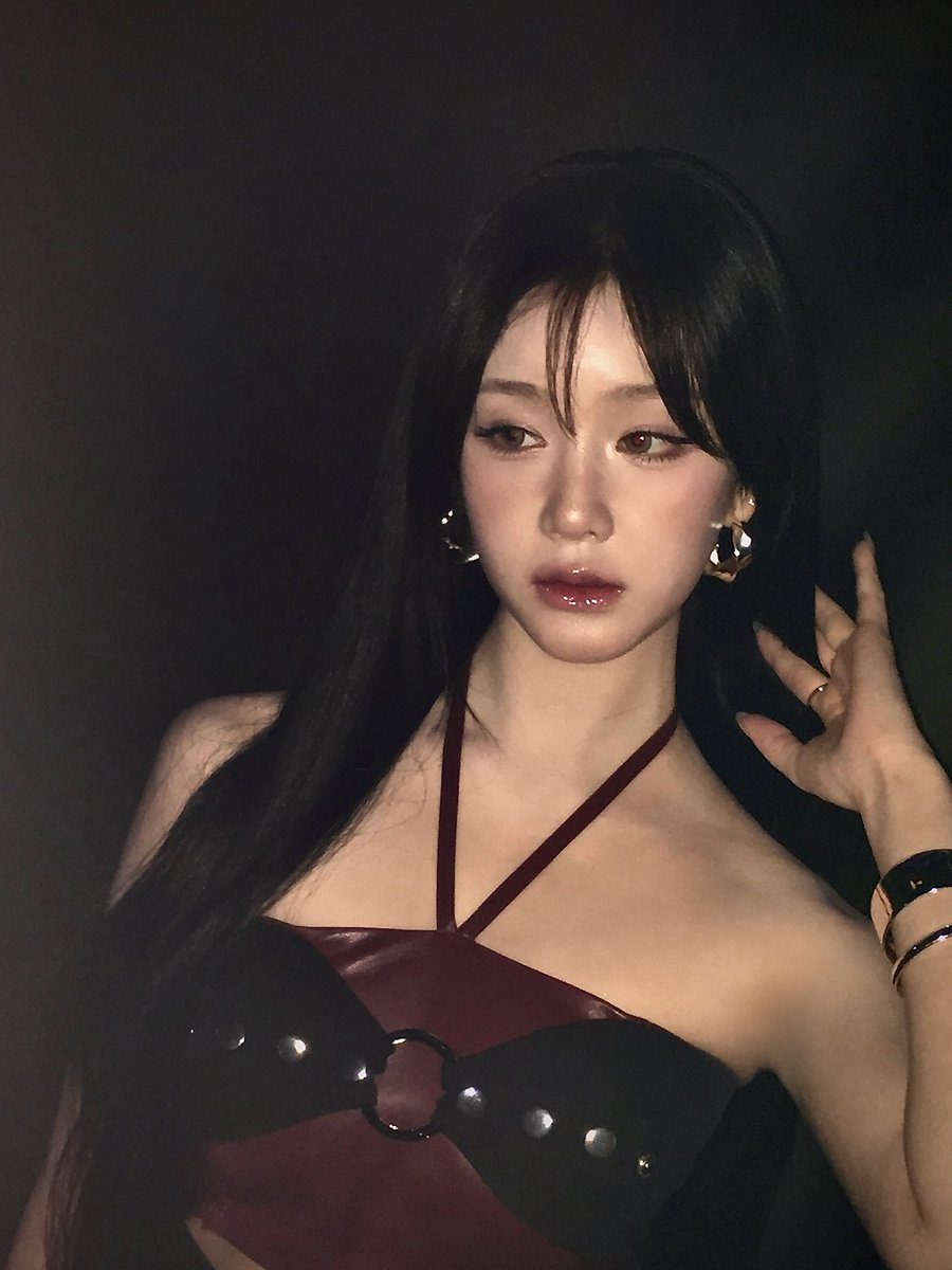 PHARITAPH's tweet photo. 📸 092026 #PHARITA Weverse Update — “I'm laughing at the way I'm laughing at you!” (1/2)

#파리타 #BABYMONSTER #베이비몬스터 https://t.co/Ns18jRSOGM
