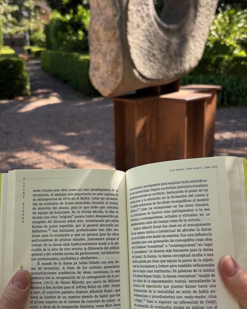 MuseoLarreta's tweet photo. 🌸📚 Primavera + Día del Estudiante en el Museo Larreta 👉 Comunidad “Jóvenes lectores”

Este 21 de septiembre celebramos la llegada de la primavera y el Día del Estudiante con una jornada especial de lectura, encuentro e intercambio en el Jardín Andaluz. https://t.co/DyG2X4cxDb