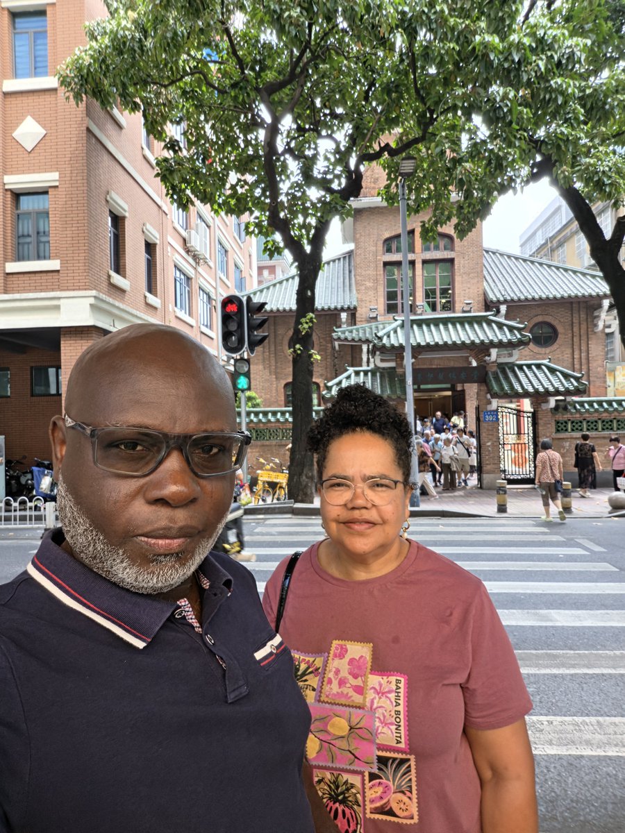 OmagbemiGeorge's tweet photo. At the Zion Christian Church of Guangzhou, China 🇨🇳

​#JesusisLord https://t.co/gDCGALdZLA