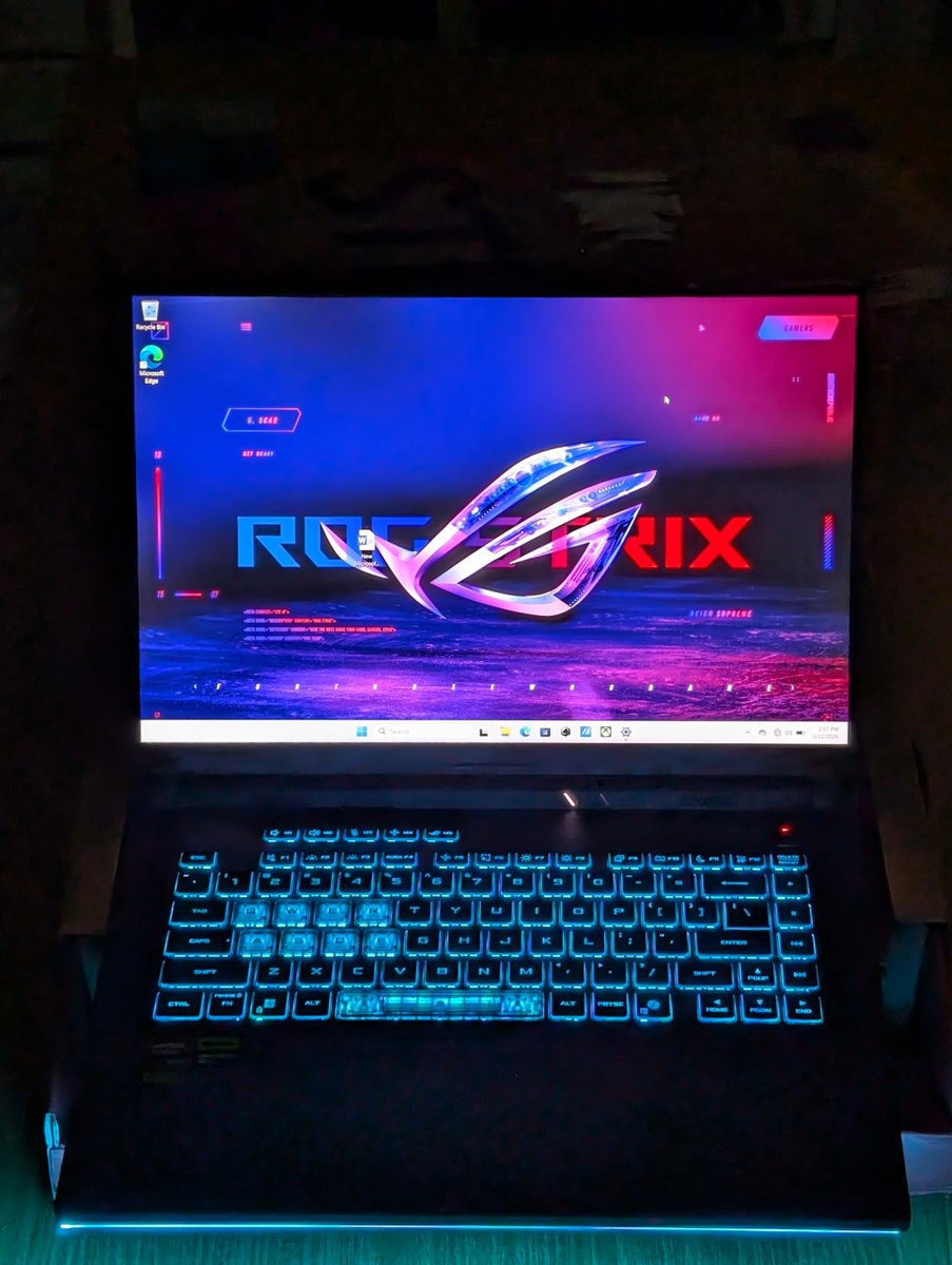 OffixpressCm's tweet photo. 🚀 ASUS ROG STRIX SCAR G16 HX 2025 — La bête ultime du gaming ! 🔥
💻 Ryzen 9 8940HX | 32GB DDR5 | 1TB NVMe SSD
🎮 RTX 5070 Ti 12GB GDDR7 | Écran 16" QHD+ 240Hz
⚡ Jusqu’à 205W de puissance CPU/GPU
🌈 RGB 24 zones | Thunderbolt 5 | HDMI 2.1
Une machine premium conçue pour le gaming haute performance, l’IA, la création 3D et les professionnels exigeants. 💪🔥
📦 Neuf ✅
🛡️ Garantie 12 mois
📍Disponible à Douala 🇨🇲
#ASUSROG #ROGStrixScar #ROGScarG16 #GamingLaptop #RTX5070Ti #Ryzen9 #NVIDIA #PCGaming #LaptopGaming #TechDouala #Douala #Cameroun #GamingCameroun #HighPerformanceLaptop #AI
Prix: 1.400.000 FCFA
