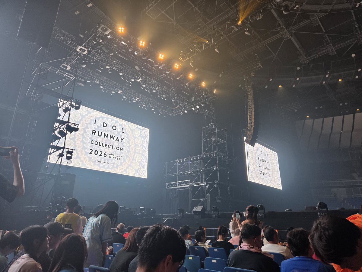 ct_kabu's tweet photo. きりちゃん天才過ぎて見つけてくれたしエトセトのバーン貰う夢叶った😭
推しのおかげで元気出た🥲
シルバーだけど良い所で見れて良かった🥲 https://t.co/6HH75qoBnM