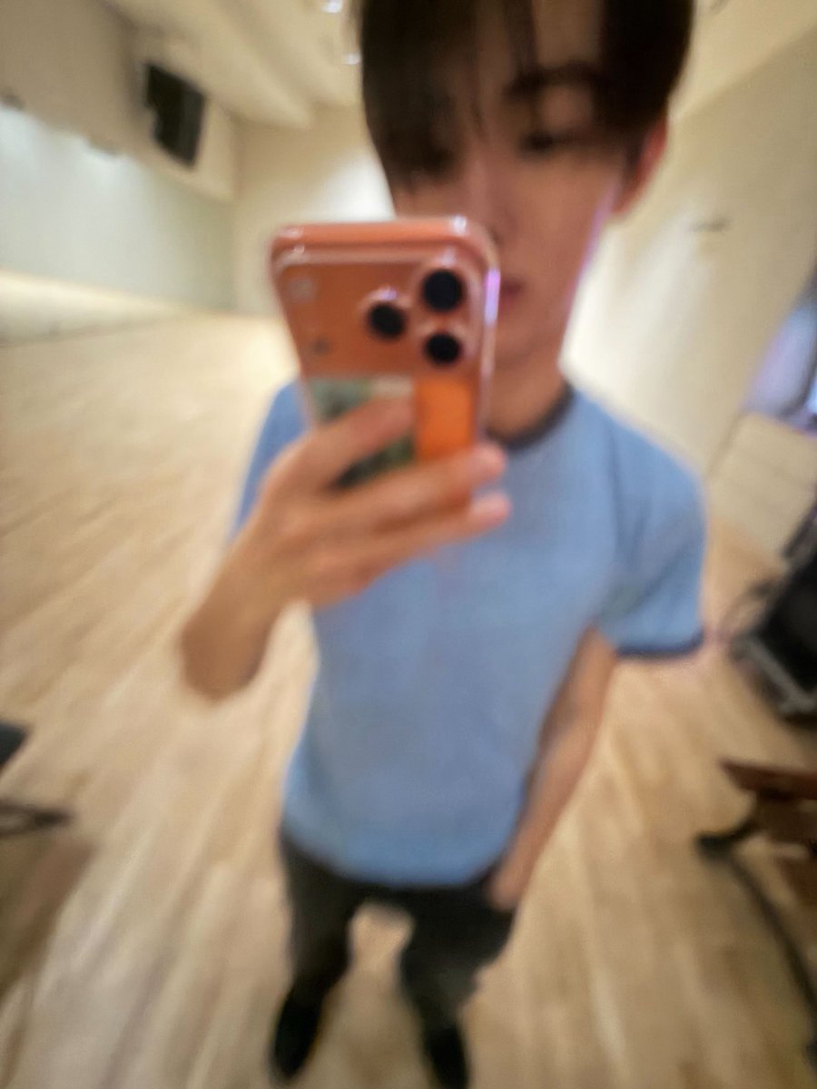087__780's tweet photo. おにゅーネイル💅💕
ソンヒョンが写真撮ってくれたかも🙄 https://t.co/h0fTJhJw4P