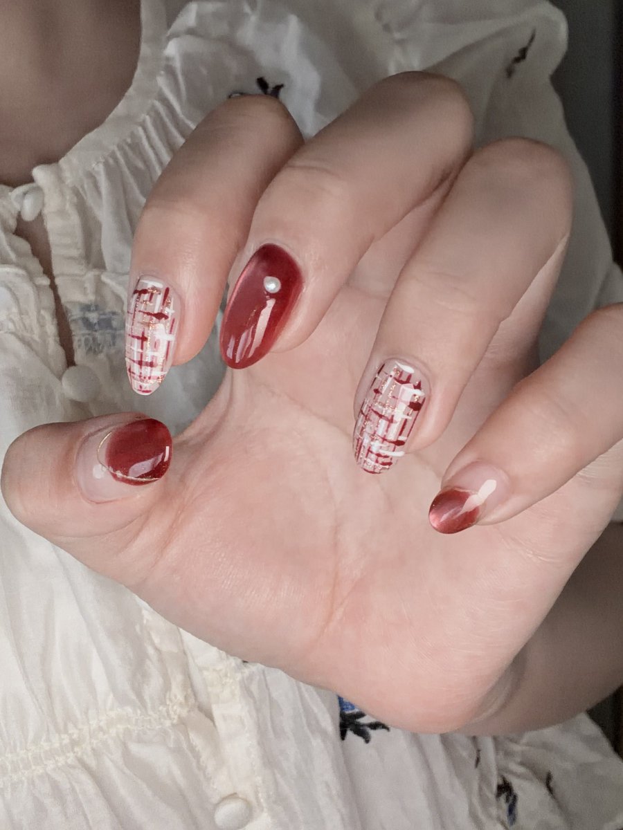 087__780's tweet photo. おにゅーネイル💅💕
ソンヒョンが写真撮ってくれたかも🙄 https://t.co/h0fTJhJw4P