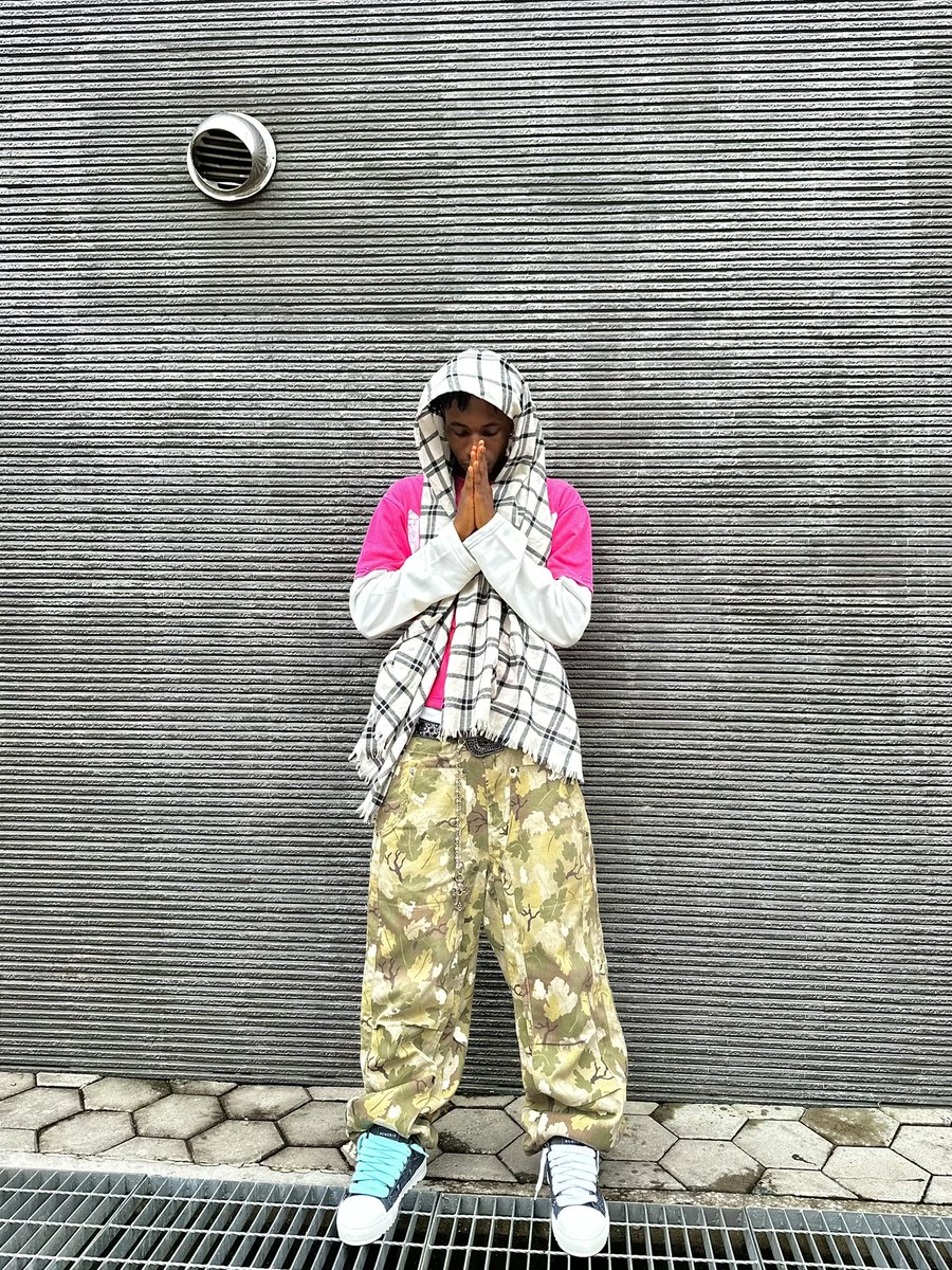 _sway_king's tweet photo. swag talk https://t.co/FYmasizO0Q