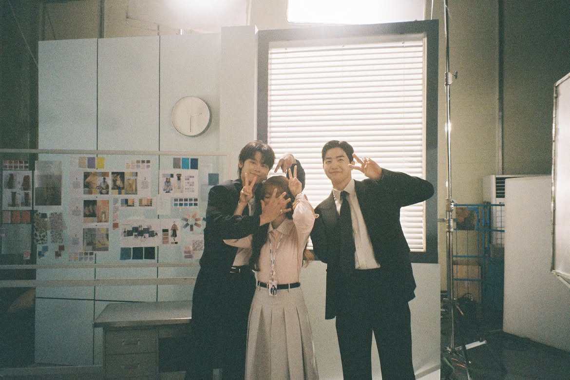 chizuebelle's tweet photo. already missing this trio #mybiasmyboss 😿

#kanghoon #kimhyejun #chawoomin https://t.co/6oC6XnZ0DW