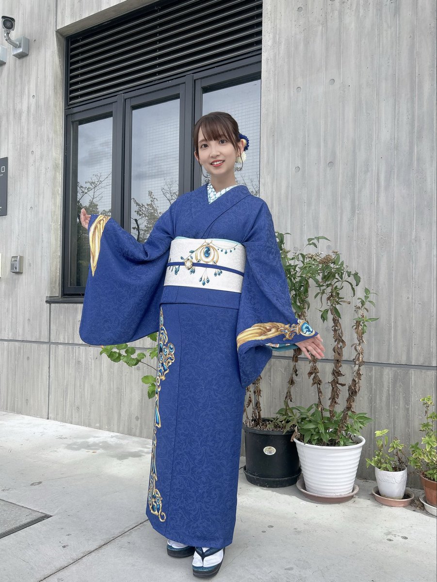 rumirumi_81pro's tweet photo. 『#魔法騎士レイアース』京まふスペシャルステージありがとうございました💙❤️💚
なんと本日は、魔法騎士レイアースの光海風それぞれをモチーフに制作されたお着物と帯留めを着用して出演させて頂きました👘
まさかこのお着物を着れる日が来るなんて…最高の思い出です💙🥹 https://t.co/j5cAhdg7rF