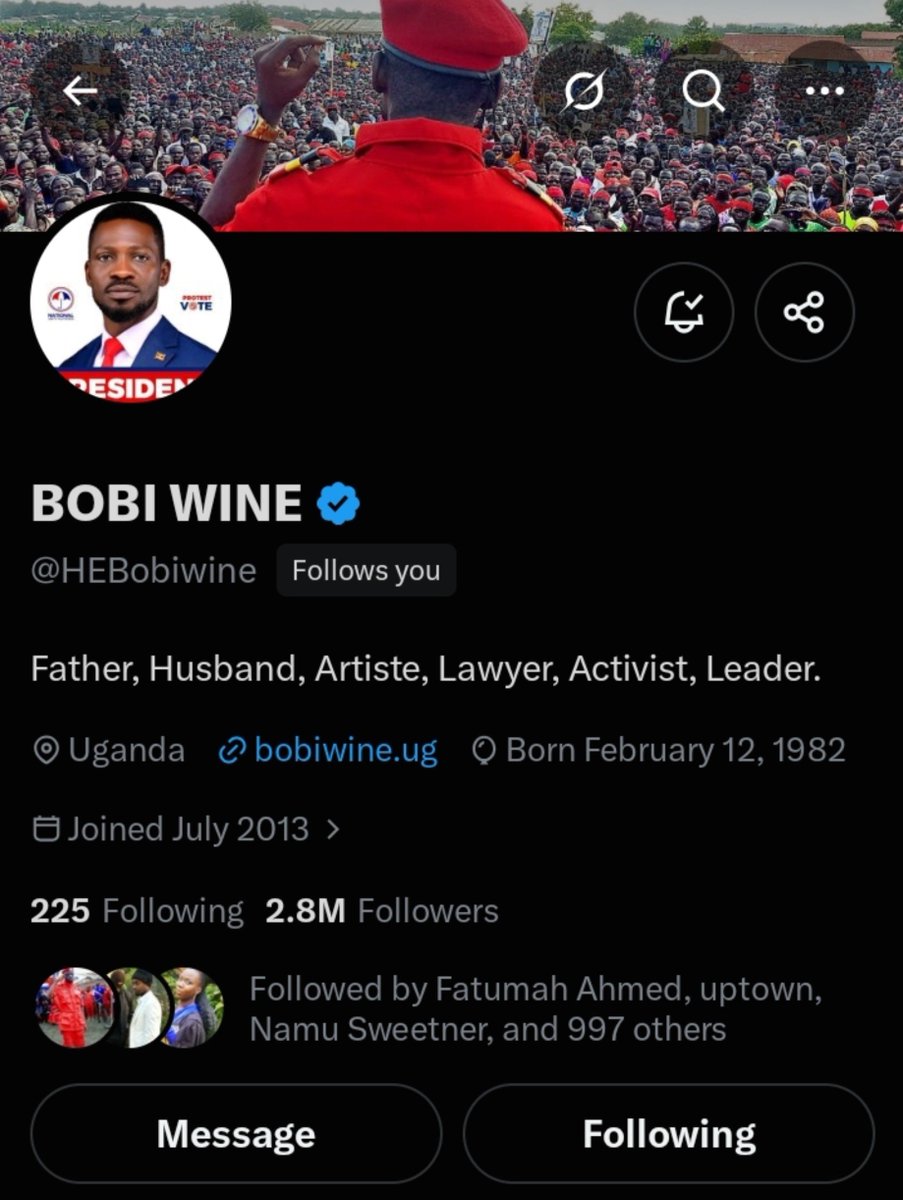 BekarSebat51443's tweet photo. Kyenyinza okugamba my brother and sister yena ali eyo, patience pays. gwe tomanyi sanyu na mukisa Allah gwakede kumpa ku Sunday eno. Thank you very much my president silina bingi byakwogera taata wange, naye manya nsimye era kino kindaze nti nebyenkola taata musiima alhamudulilah Allah akunkumire 🙏