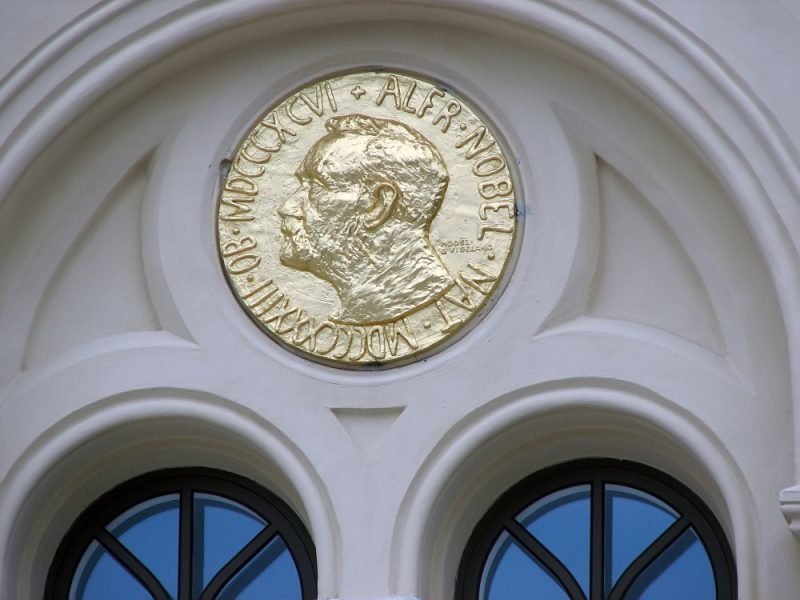 Pascal_Laurent_'s tweet photo. 🇸🇪 La Fondation Nobel a décidé d'augmenter cette année le montant du prix Nobel de 1 million de couronnes (88.500 euros) pour le porter à 12 millions de couronnes (1,06 million d'euros) dans chaque catégorie. https://t.co/BacQmIaT2p