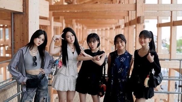 szamundi's tweet photo. blocking depan omp :
gracia - fiony - christy - marsha - freya

blocking depan akbi:
michie - fiony - christy - marsha - freya

jkt48 for japan expo:
ella - fiony - christy - marsha - freya

blocking depan ayo senyumlah:
trisha - fiony - christy - marsha - freya

🥶🥶🥶🥶🥶 https://t.co/RQArRhSPS4