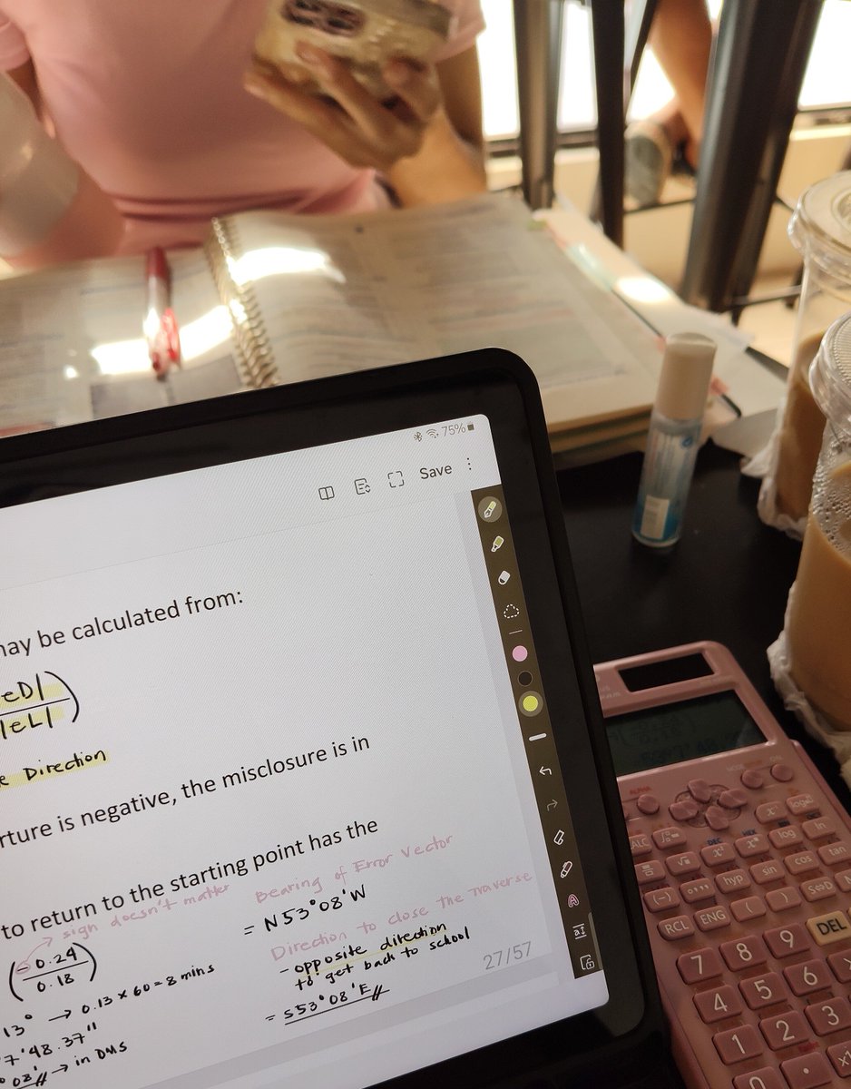 gunstxrwave's tweet photo. immediately locked in after seeing thee's sched bcs i realized i don't work hard enough
#studywiththee #tthi_eks https://t.co/f4SPbGqW3c