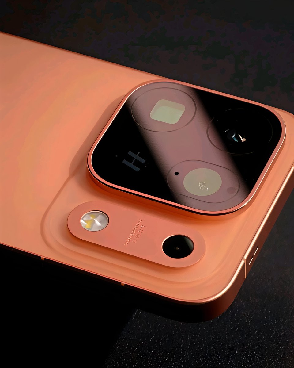 technanoco's tweet photo. ✨OPPO FindX10 Pro Max Orange 🧡 Edition Close Look 😍 
#OPPOFindX10ProMax 
#ColourOS17 https://t.co/hoC8ZSjlad