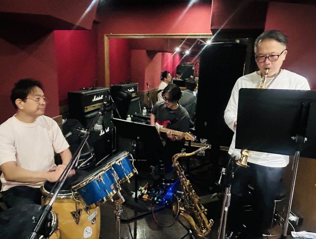 kumix425920's tweet photo. Colors(古内東子カバー)

11月のライブに向けて2回目のリハ♪
9人揃ったサウンドは私の想像を超えてくる素晴らしさ✨
さらに仕上げていきます！

チケットご予約受付中です🎫

～Live Act Colors #7～
“Two Visions, One Respect”
2026/11/21(土)＠神楽坂 天窓　
open 12:00 start 12:30
w / 古内部会 https://t.co/rTDhu3w9MY