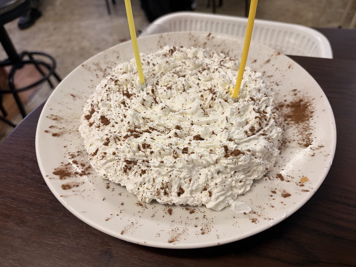 0920Rabbit's tweet photo. お誕生日お祝いしてもろた🎉 https://t.co/X3TGmc8EzP