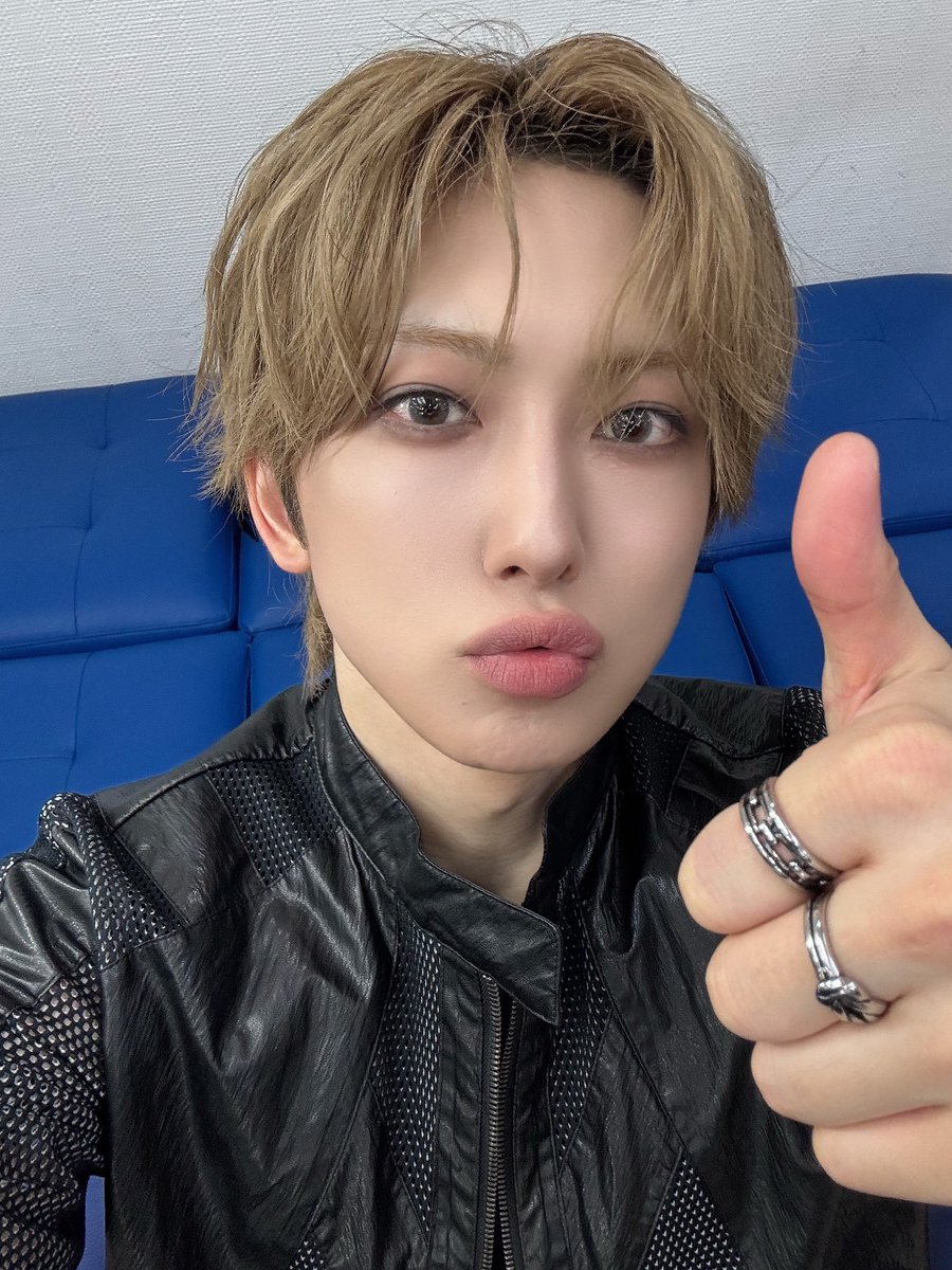 Fuma_France's tweet photo. 🇫🇷{WEVERSE 08.09.26}
Mark on Me SHOWCASE 🏆✨️✨️
Merci LUNÉ 🌙

#andTEAM #MarkonMe #FUMA #앤팀 #후마 https://t.co/vPggXQ4UoV