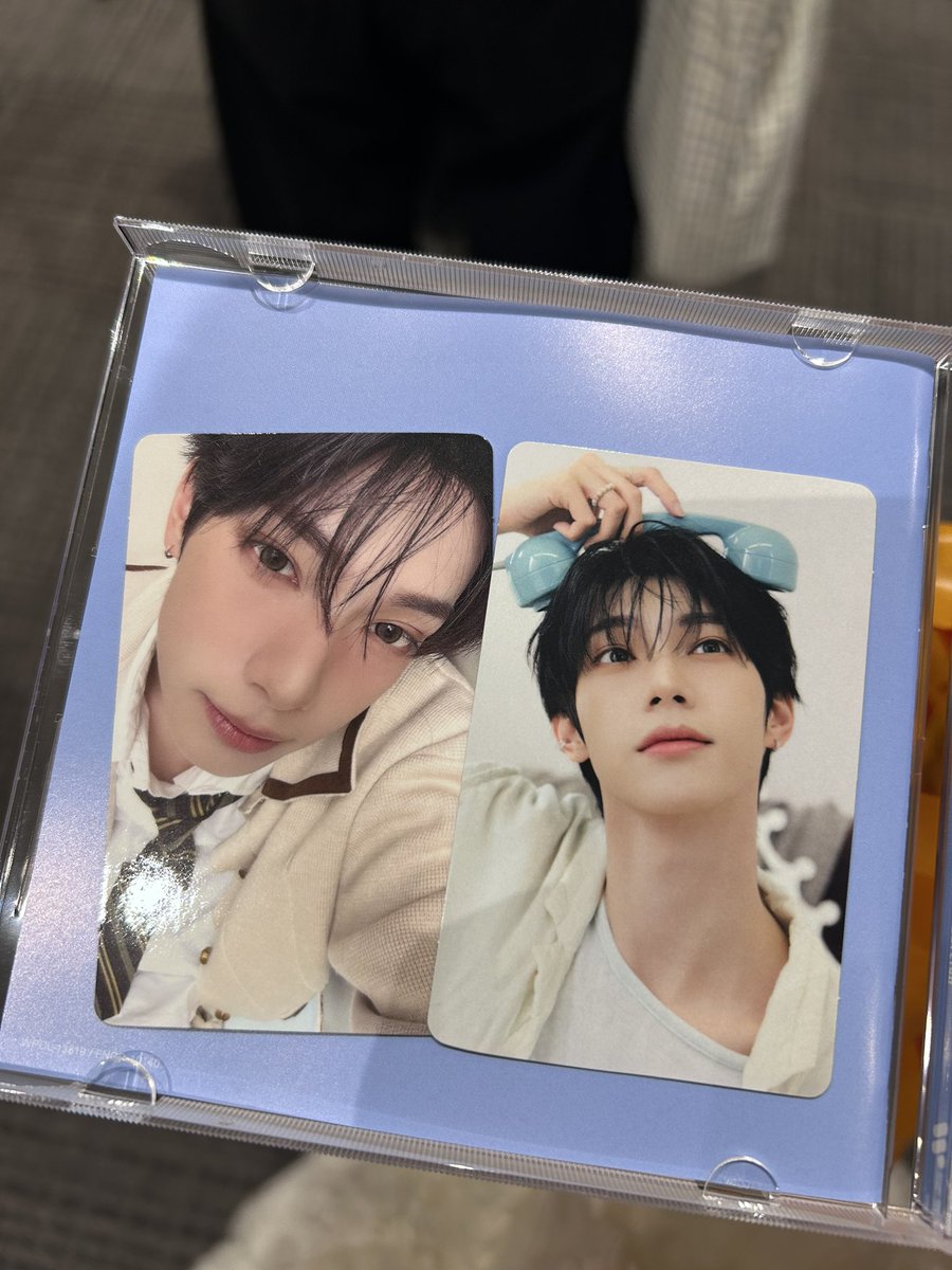 pichiyama_'s tweet photo. FLARE U トレカ交換
求 初回限定盤 ウジン
譲 初回限定盤 リブ

大阪特典会場にて交換希望です。
17時頃まで会場滞在予定ですのでお気軽にお声掛けください。 https://t.co/ttKrRss1W6