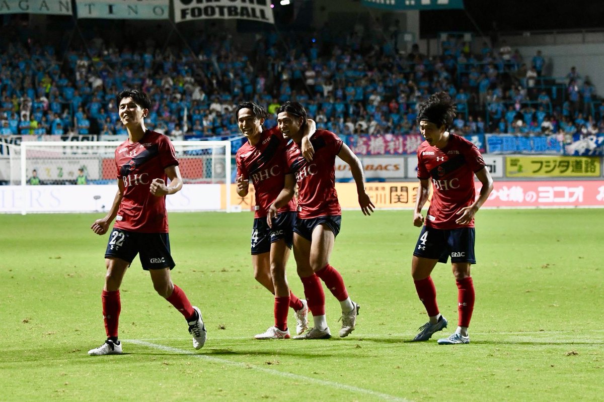 minyu_iwakifc's tweet photo. 【鳥栖戦】
2点目を決めた #深港壮一郎 選手。
大喜びで #牛澤健 選手に飛びつく姿と表情が素敵でした🤭✨

#いわきFC
#iwakifc https://t.co/GlswWeiJRV