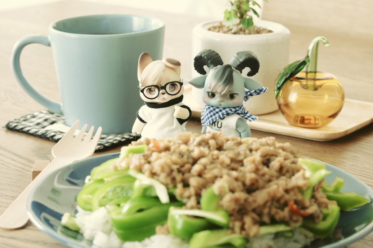 frogsong__'s tweet photo. 甘辛スパイシーな肉味噌がとっても美味しくて食欲が出るよ！ https://t.co/67rsIXJtra