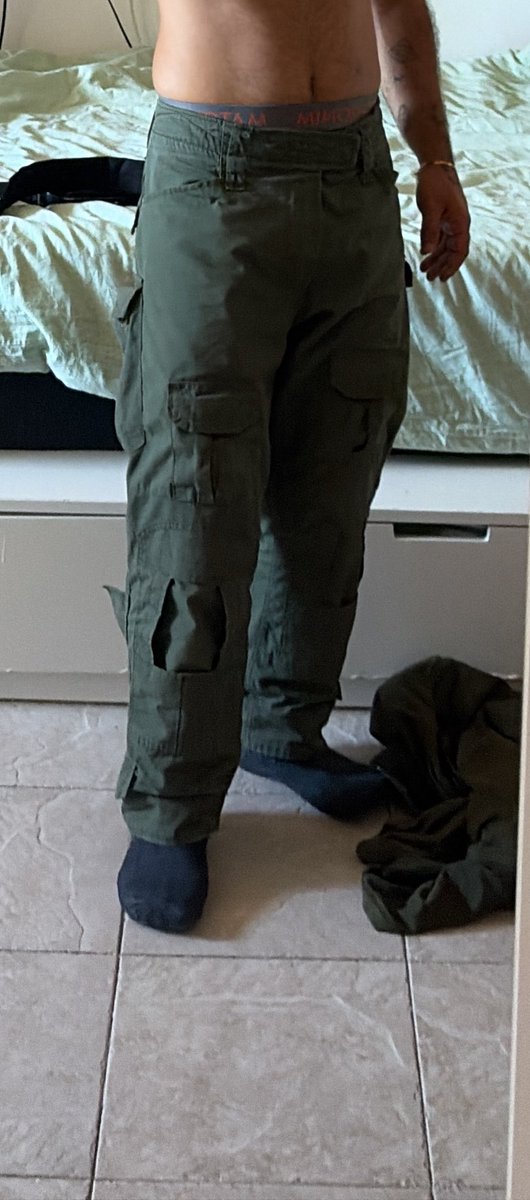 superman3152's tweet photo. שבועיים בלבנון לא בא ברגל, זה בא ביד🫠
#gayarmy #armygay #cum #cumshot #gay #gaysex #deliveryguy https://t.co/M2qakI9duB