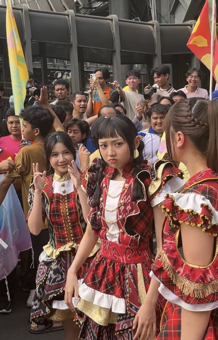 AkbarRiyaji's tweet photo. Nayla no no yaaa, AYO SENYUMLAH 😊😁 @SNayla_JKT48 https://t.co/oIS6nqcRYB