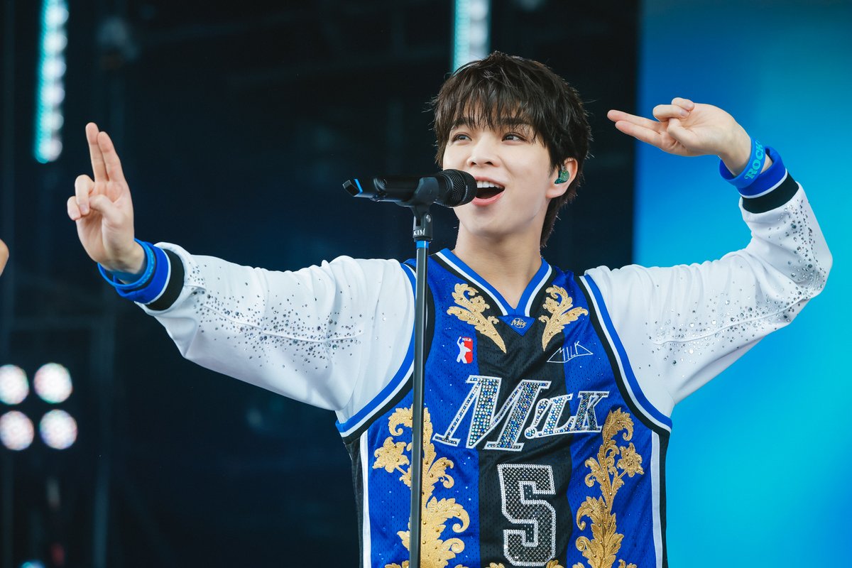info_milk_jam's tweet photo. 💙塩﨑太智

みんなと一緒に過ごせて、
本当に幸せな一日でした✨

最高の時間をありがとう！

#塩﨑太智 #MILK
#RIJF2026 #ロッキン https://t.co/5hF7kiAvPW