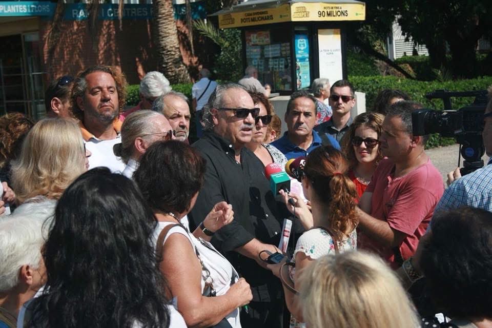 Ajuareza's tweet photo. El 20 de Septiembre del 2018 presentamos al publico la creada “Plataforma por una Sanidad Publica y de Calidad” desde entonces no hemos parado de trabajar y reivindicar, con logros muy importantes, aquí os dejo algunas imágenes que lo demuestran. https://t.co/yvVv78AhC8