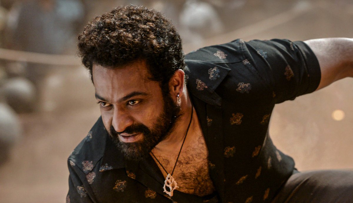 NtrMaruthi9999's tweet photo. #Devara Special Show 27th SEP Malkajgiri #SaiRam70MM 7:30 AM Booking Open Now, Grab your tickets 🎟️

MASS Celebrations Loading 🔥📈
@VijayKethari anna Sambhavam 💥

#2YearsForDevara https://t.co/VYggEsJQgV